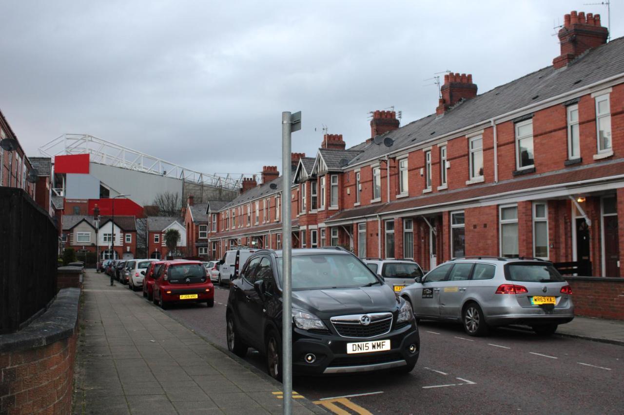 Beautiful, Spacious, Old Trafford Home Manchester Bagian luar foto
